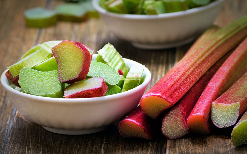 خواص ریواس میوه بهاری برای قلب کبد و گوارش