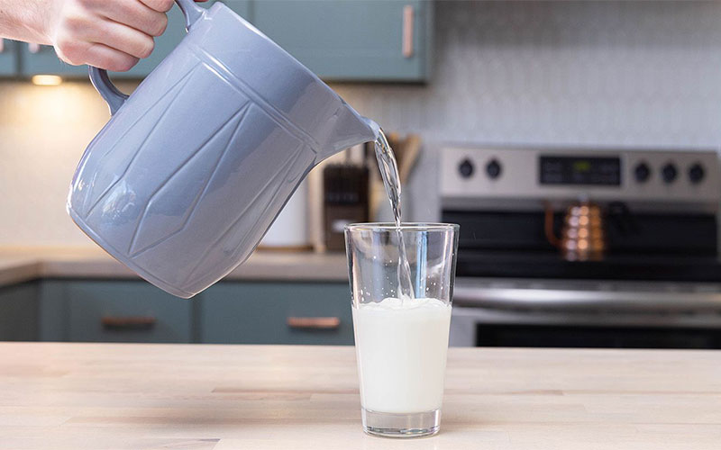 راز هیدراتاسیون پایدار: چرا آب تنها قهرمان نیست؟